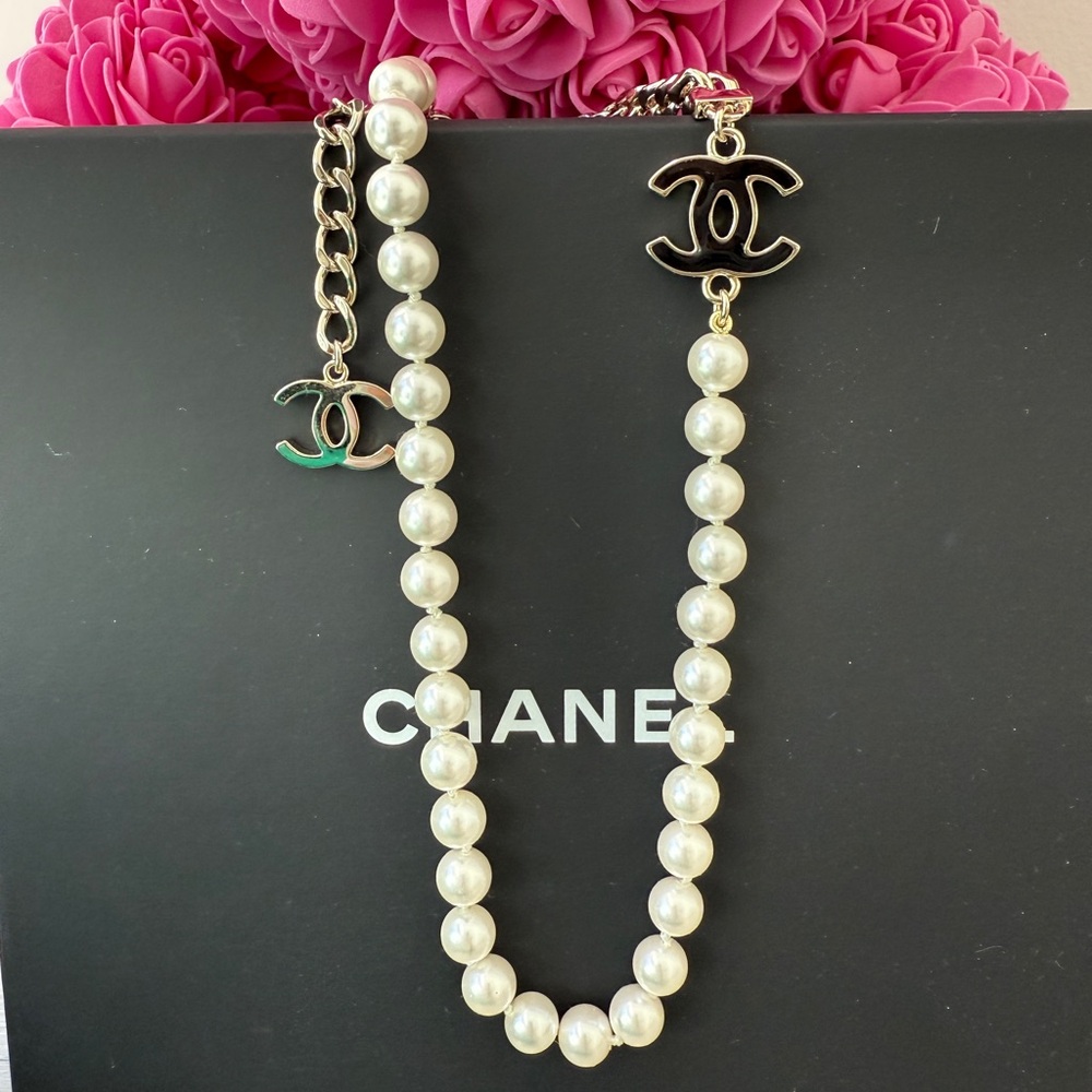 Chanel 24S Black CC Logo White Pearl Pearls Resin Metal Gold Chocker Necklace
